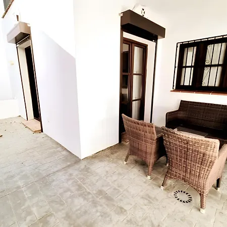 Townhouse Close To Town And Sitio de Calahonda